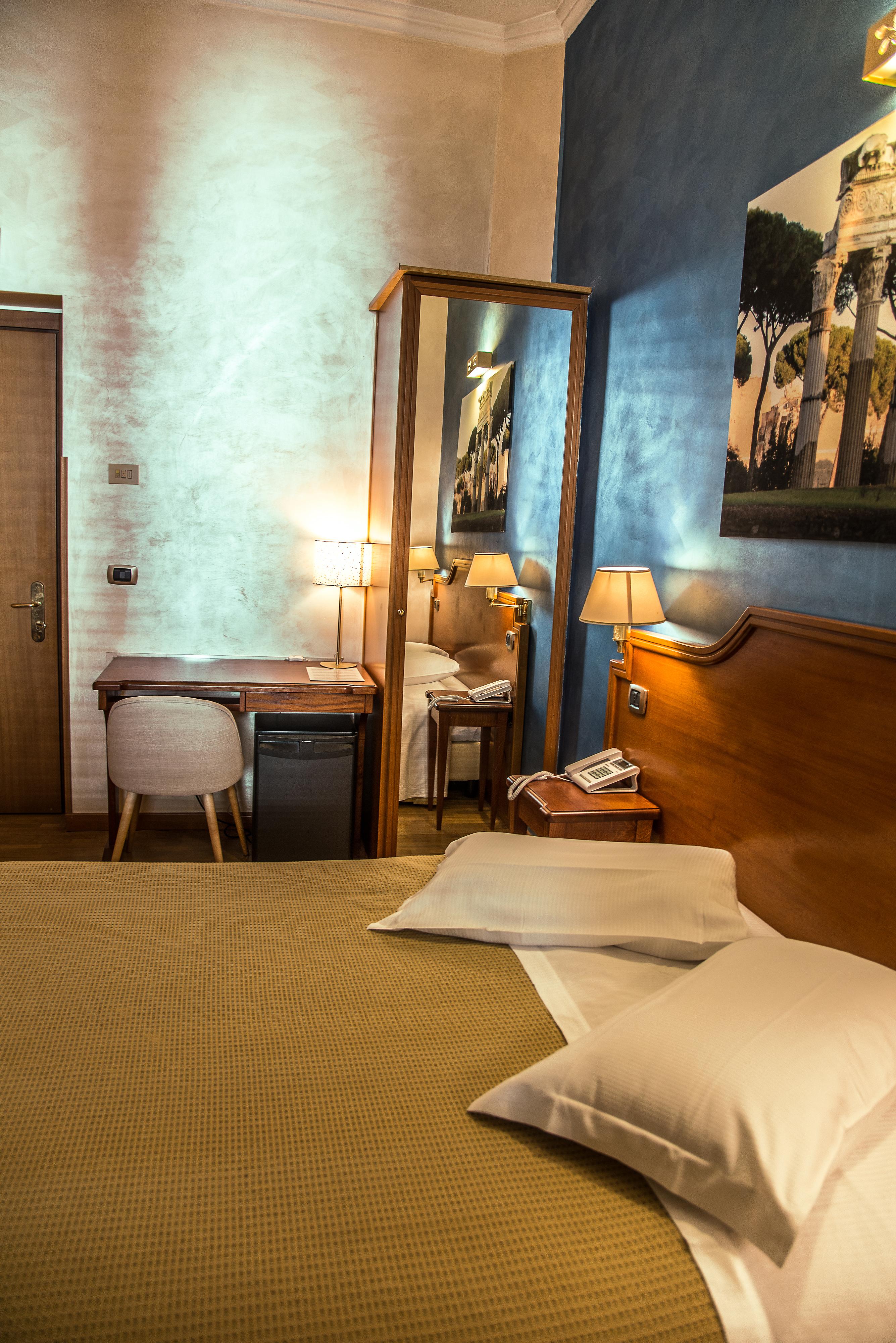 Hotel Kent Rome Bagian luar foto